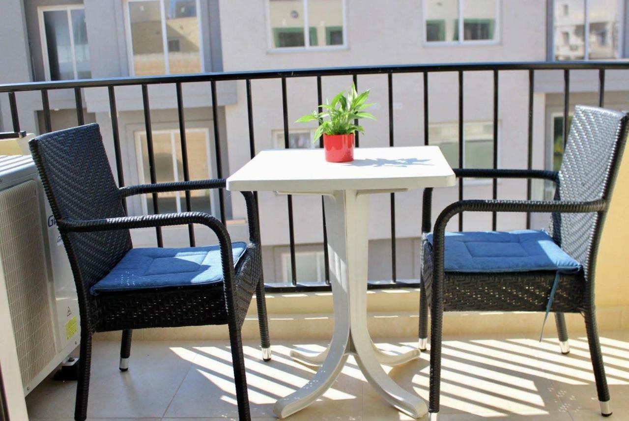 Sunny Modern Apartments Mellieħa Exterior foto
